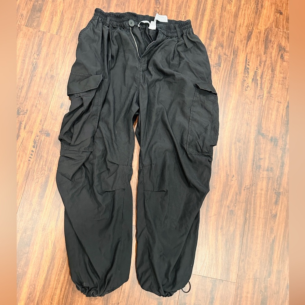 Zara Soft Cargo Pants M-L